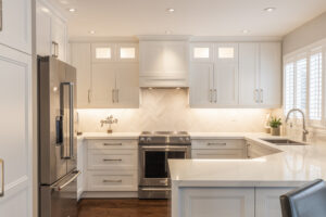 white_shaker_cabinet_kitchen_design_mississauga