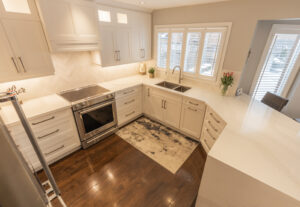 white_shaker_cabinet_kitchen_design_mississauga