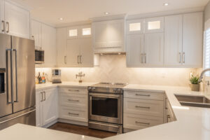 white_shaker_cabinet_kitchen_design_mississauga