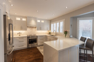white_shaker_cabinet_kitchen_design_mississauga