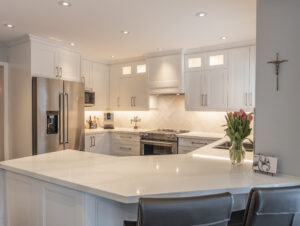 white_shaker_cabinet_kitchen_design_mississauga