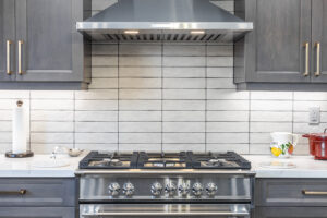 transitional_dark_wood_cabinets_mississauga_kitchen_design
