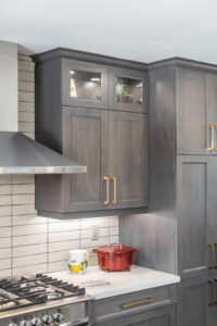 transitional_dark_wood_cabinets_mississauga_kitchen_design