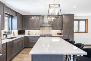 transitional_dark_wood_cabinets_mississauga_kitchen_design