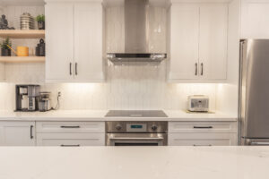 Modern_white_cabinets_kitchen_design_oakville
