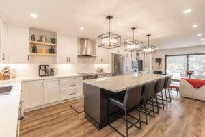 Modern_white_cabinets_kitchen_design_oakville