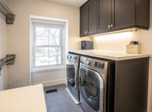 modern_laundry_room_design