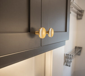 modern_laundry_room_design