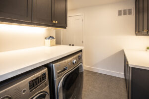 modern_laundry_room_design