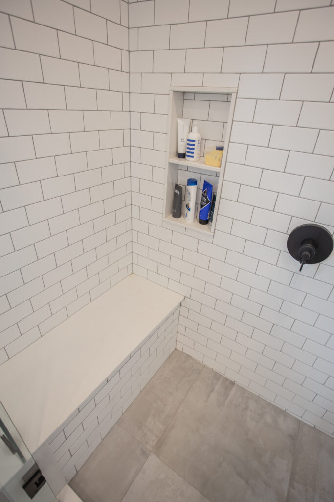 modern_bathroom_design_mississauga