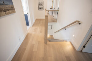 modern_wood_staircase_design_mississauga