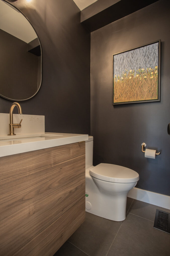 modern_powder_room_design_mississauga