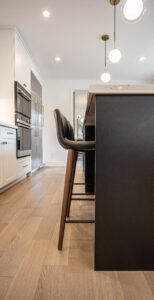 modern_luxury_two_tone_kitchen_design_mississauga