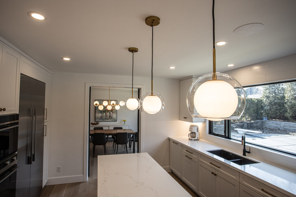 modern_luxury_kitchen_design_mississauga