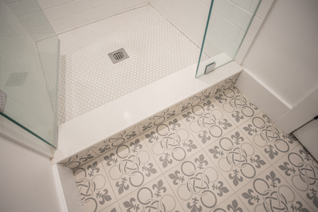 modern_bathroom_renovation_mississauga