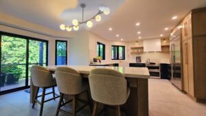 mississauga_kitchen_renovation_white_oak_kitchen_island